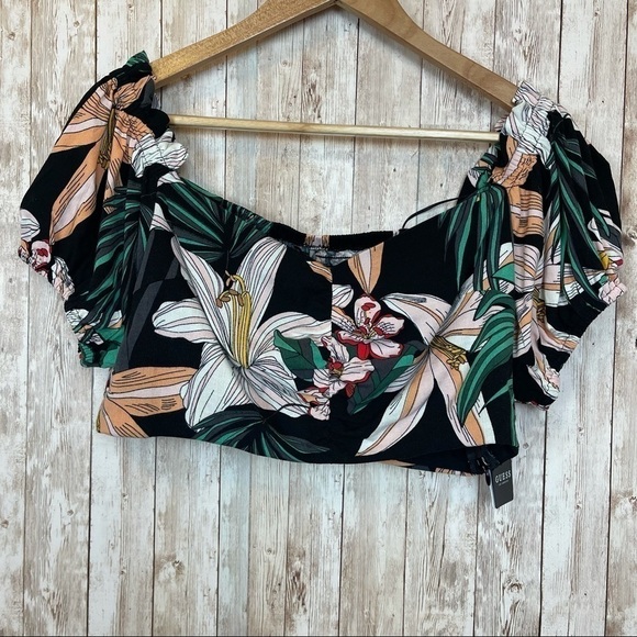 Guess Short Sleeve Cropped Floral Top Size XL - Picture 1 of 12